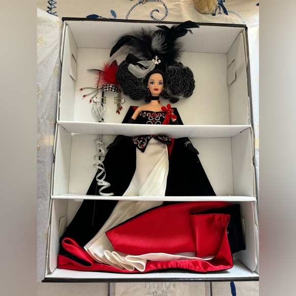 Barbie illusion, masquerade gala collection - Picture 2 of 8